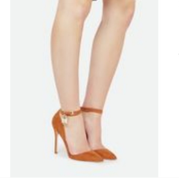 JUST FAB - Cinthya Tan heels - Picture 7 of 8